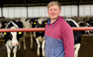 Lancashire dairy herd boosts performance with live data and high fibre