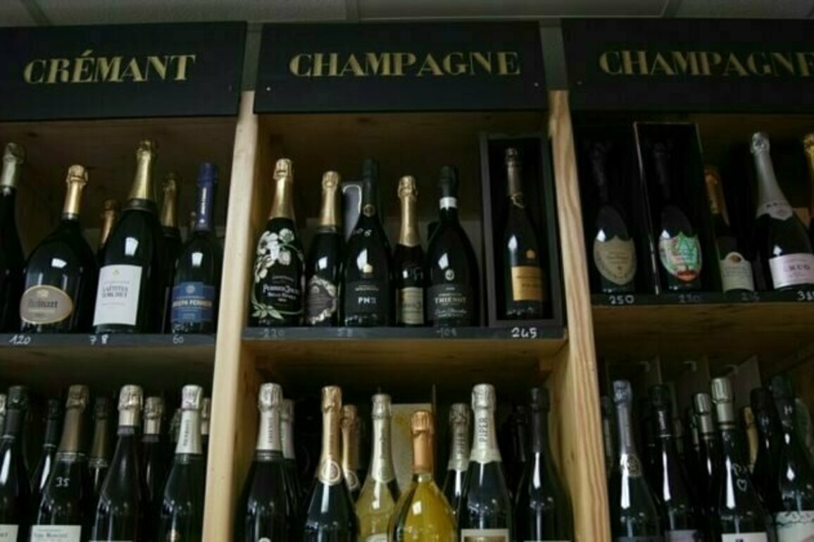 Trump threatens hefty tariffs on European spirits