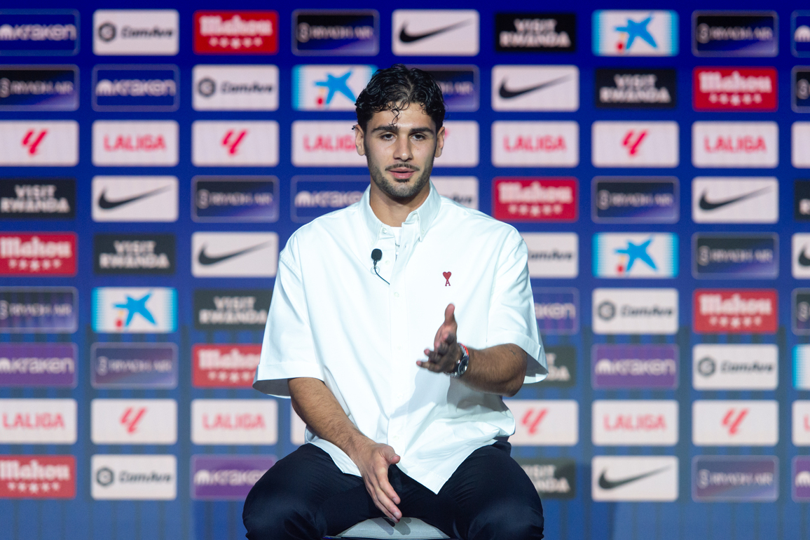 (SP)SPAIN-MADRID-FOOTBALL-ATLETICO DE MADRID-NEW PLAYERS