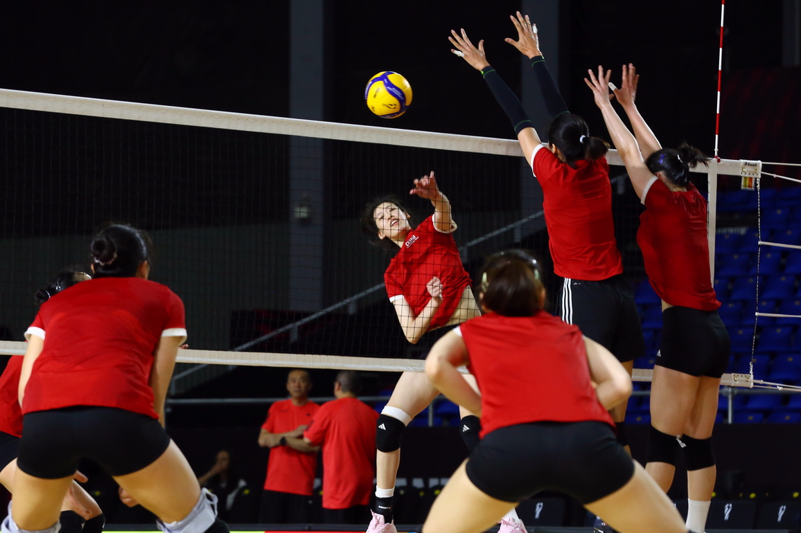 (SP)THAILAND-CHIANG MAI-VOLLEYBALL-WOMEN'S WORLD CHAMPIONSHIP-TEAM CHINA-TRAINING