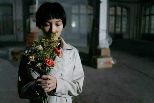 How women holding flowers held Japanese courts to account