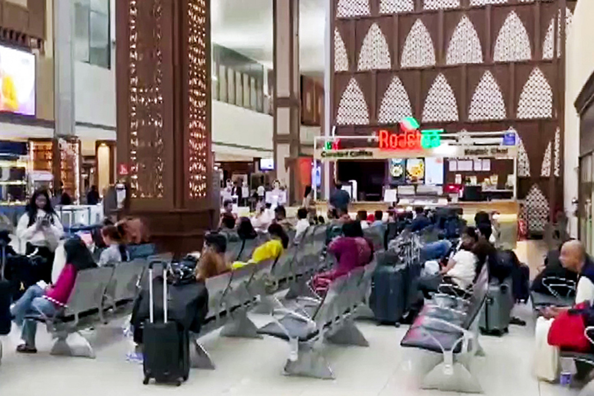 Passenger swallows 135 gm of gold to smuggle; AIU intercepts in Ahmedabad
