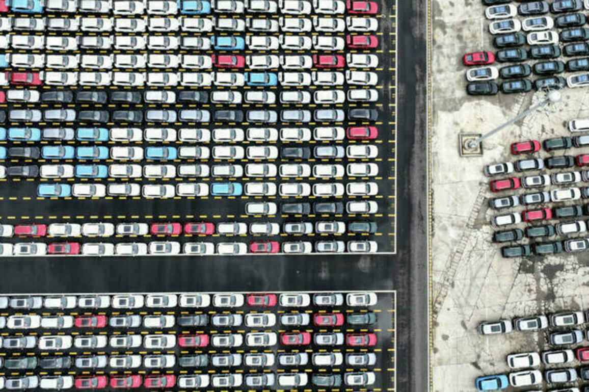 China, US attempt to 'meet halfway' in new framework trade deal