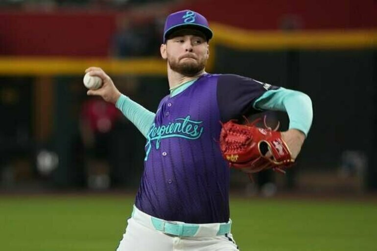 Ryne Nelson retires 16 straight as Diamondbacks knock off Royals