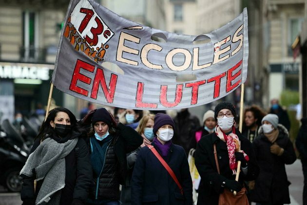 France changes Covid school rules following massive teachers&#039; strike
