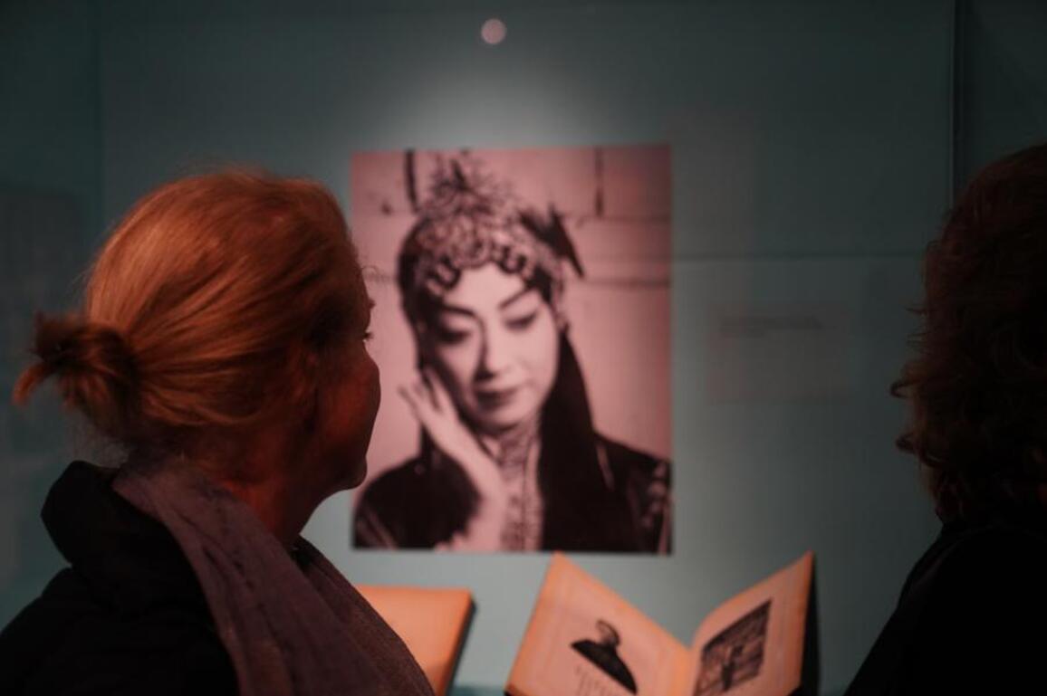 U.S. exhibition honors renowned Chinese opera artist