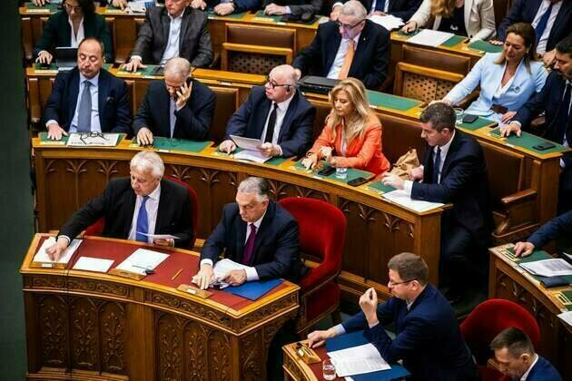 Hungary: Orban Government Withdraws from ICC
