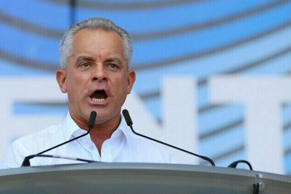 Exiled Moldovan politician faces extradition ahead of key election