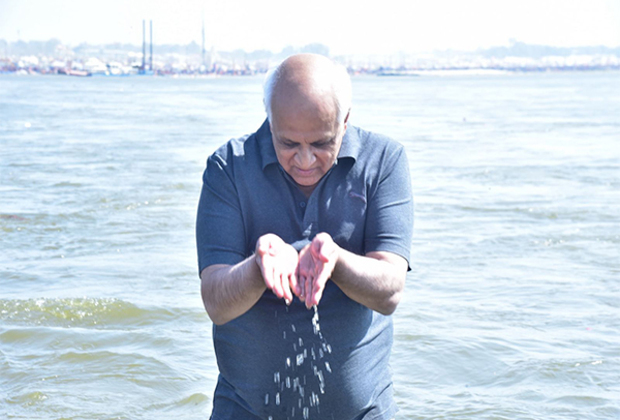 Gujarat CM Bhupendra Patel takes holy dip at Triveni Sangam during Maha Kumbh