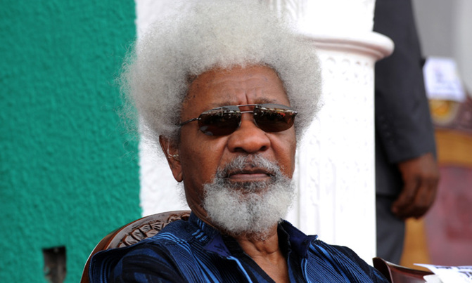 Nigeria's Soyinka hits back at 'imbeciles' in green card row Nigeria's Soyinka hits back at 'imbeciles' in green card row