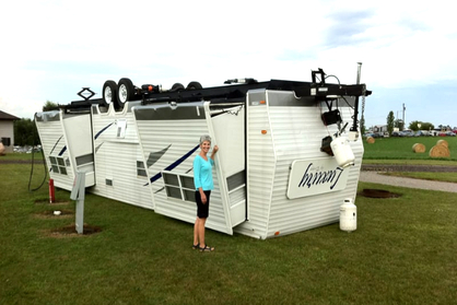 Severe Texas storm flips an RV, killing 1 and injuring a family