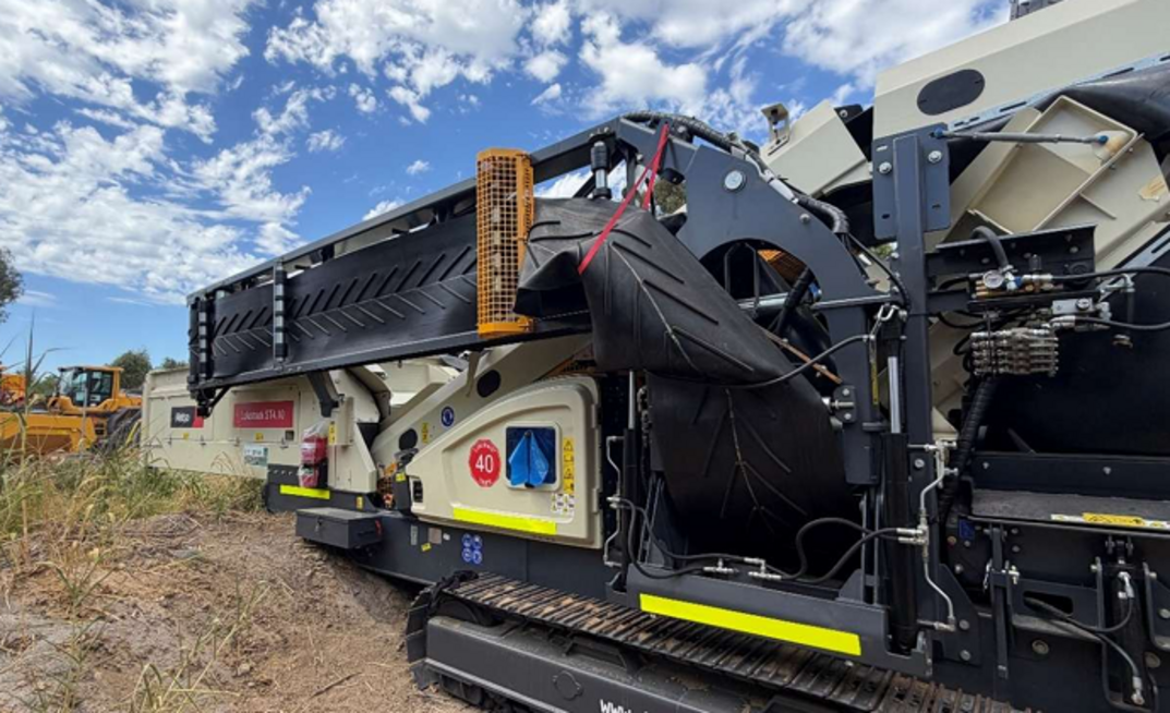 Image of the Metso screen ahead of it being moved to the White Dam site.