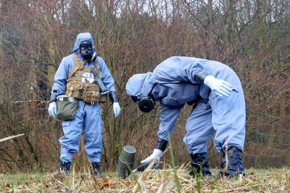 China urges U.S. to destroy chemical weapons stockpile as promised