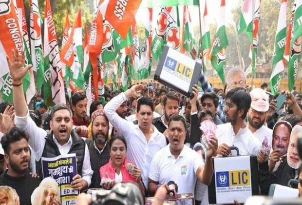 Congress stages nationwide protest against central govt over Adani row