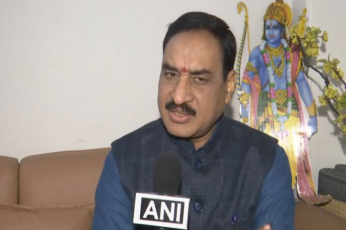 "Why was a Bangladeshi player hired for Rs 9 crore?...": VHP spokesperson Vinod Bansal on BCCI's decision to release Bangladesh pacer Rahman