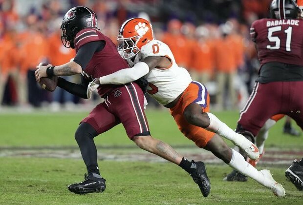 No. 24 Clemson extends dominance of rival South Carolina