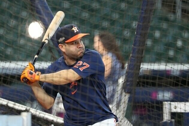 Astros' Jose Altuve to make spring debut on Friday, play left field