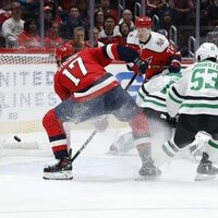 Stars shake out of doldrums with dominant win at Capitals