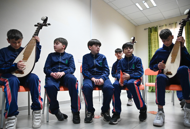 MALTA-QORMI-TRADITIONAL CHINESE INSTRUMENT-PIPA LESSONS