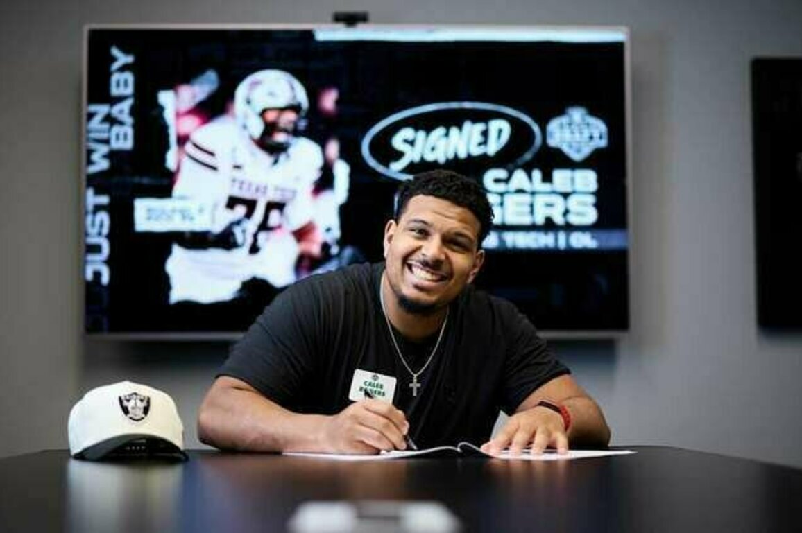 Raiders sign third-round pick G Caleb Rogers