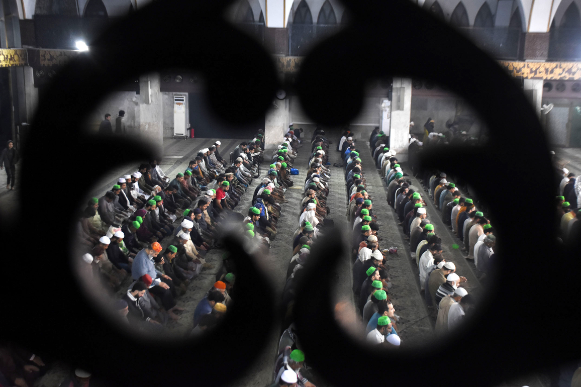 PAKISTAN-LAHORE-RAMADAN-EVE