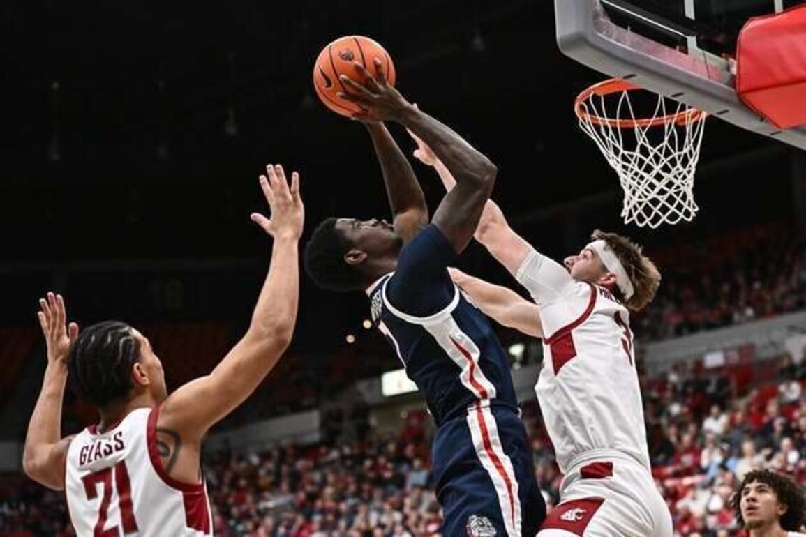 Graham Ike, No. 9 Gonzaga cruise past Washington State