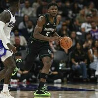 Anthony Edwards, Timberwolves try for rebound vs. Kings after late collapse