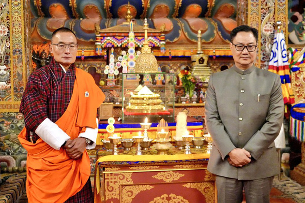 Holy Buddha Relics bid farewell from Thimphu in ceremony attended by Bhutanese leadership