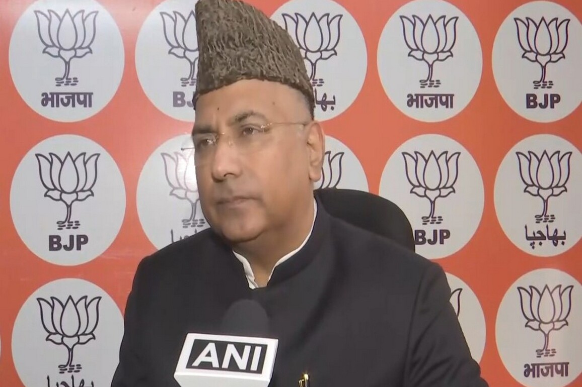 'Today's voter is aware, old slogans no longer work': BJP MP Gulam Ali Khatana counters Uddhav Thackeray on BMC polls