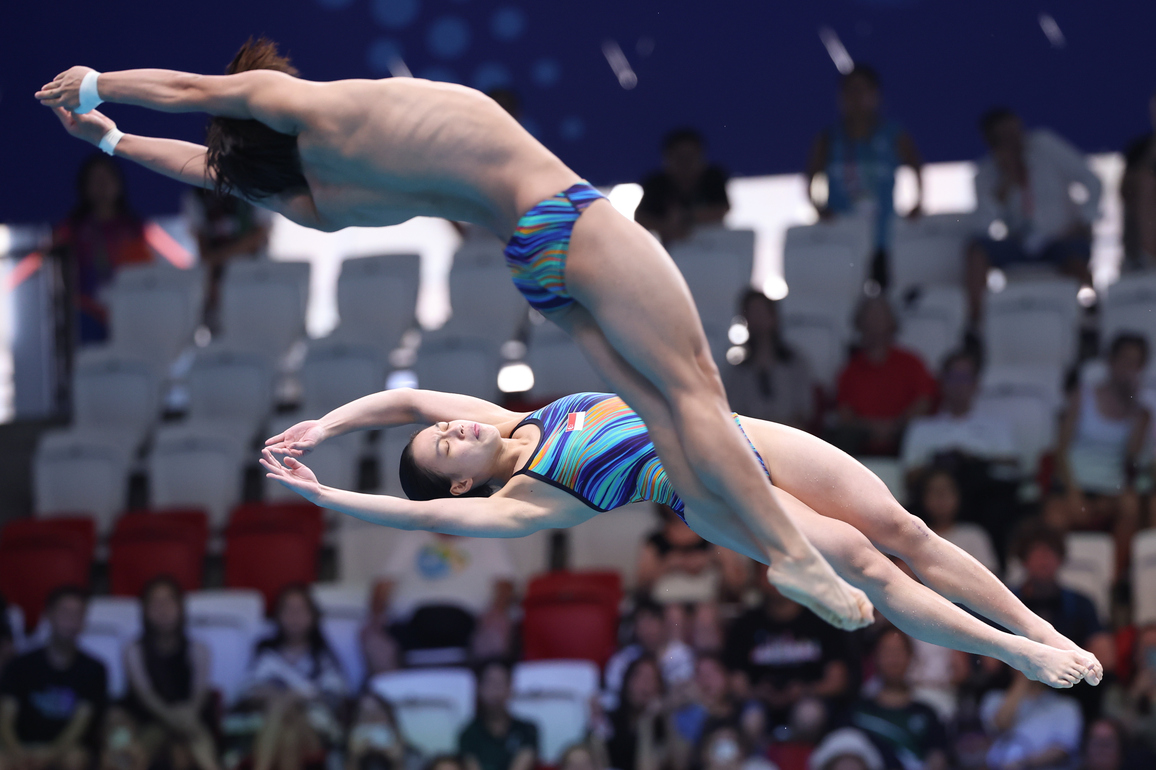 (SP)SINGAPORE-WORLD AQUATICS CHAMPIONSHIPS-DIVING-MIXED 3M SYNCHRONISED