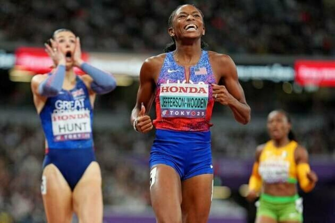 Melissa Jefferson-Wooden wins historic double at worlds