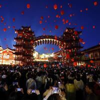 Update: China's May Day holiday trips, spending both rise year on year