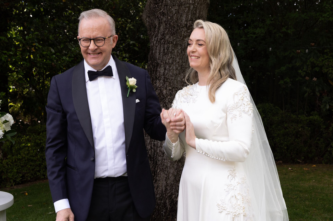 PM Modi congratulates Australian PM on his wedding