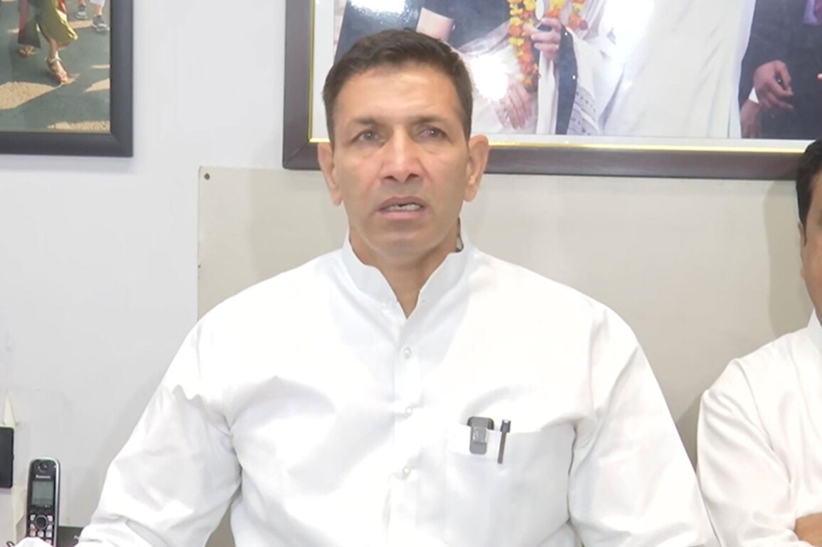 'RSS, BJP destroyed fundamental spirit of democracy': MP Congress chief slams BJP govt over disqualification of Datia MLA from assembly