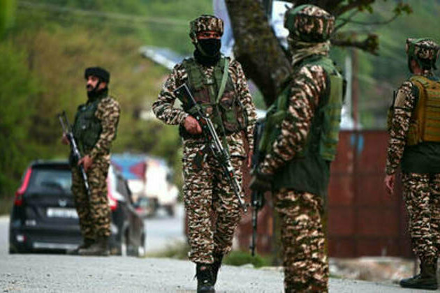 Pakistan warns of 'imminent' Indian incursion - Reuters