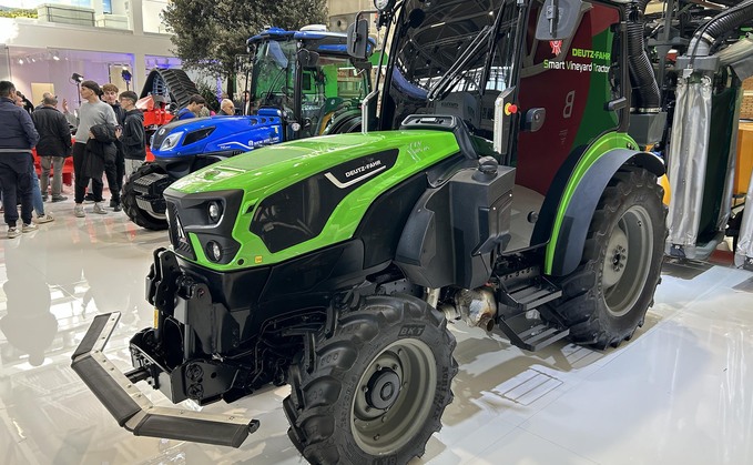 Deutz Fahr Smart Vineyard Tractor (SVT)