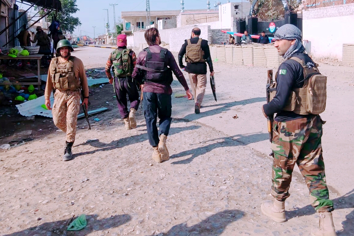 PAKISTAN-BANNU-BLAST SITE-CASUALTIES