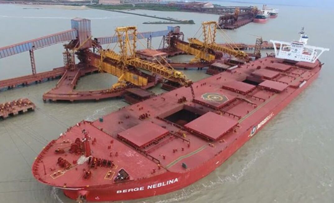 Embarque de minério de ferro da Vale
