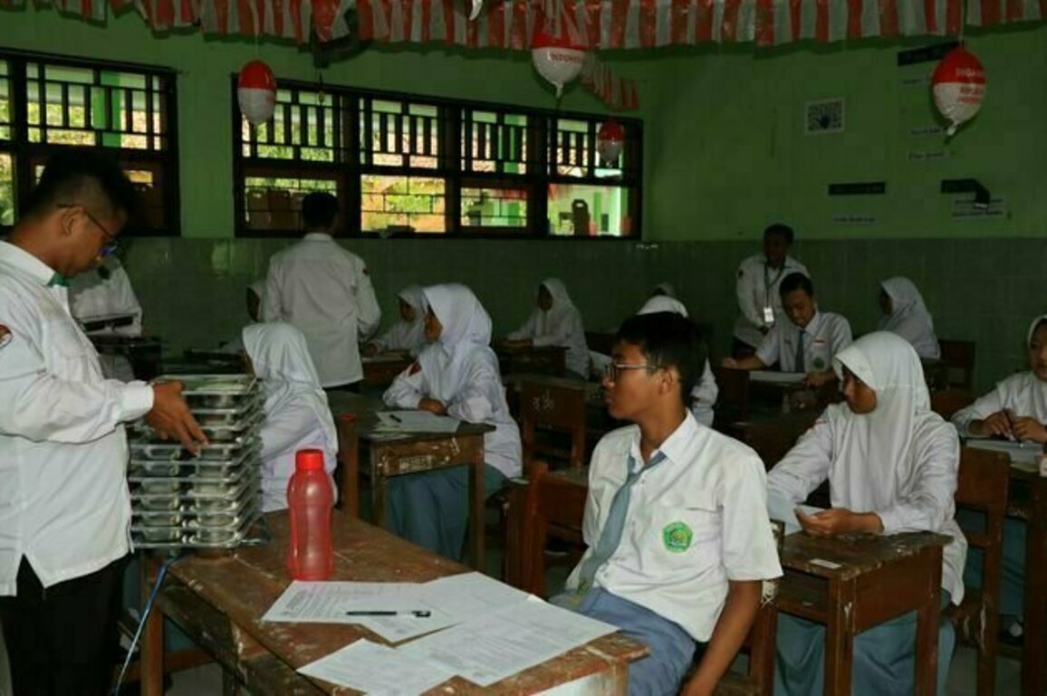Rentetan fakta masalah MBG yang telah diprediksi jauh sebelumnya