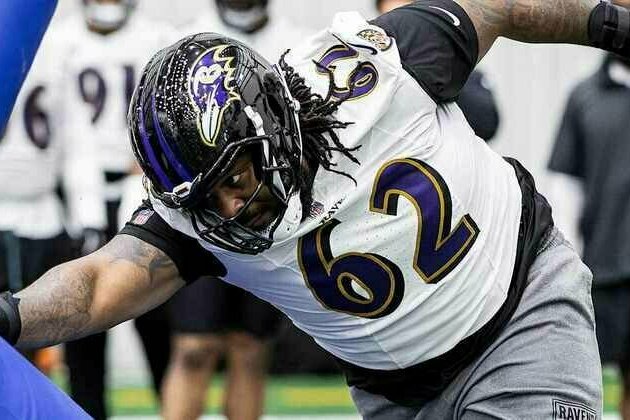John Jenkins Aims to 'Dominate' in Tandem With Travis Jones