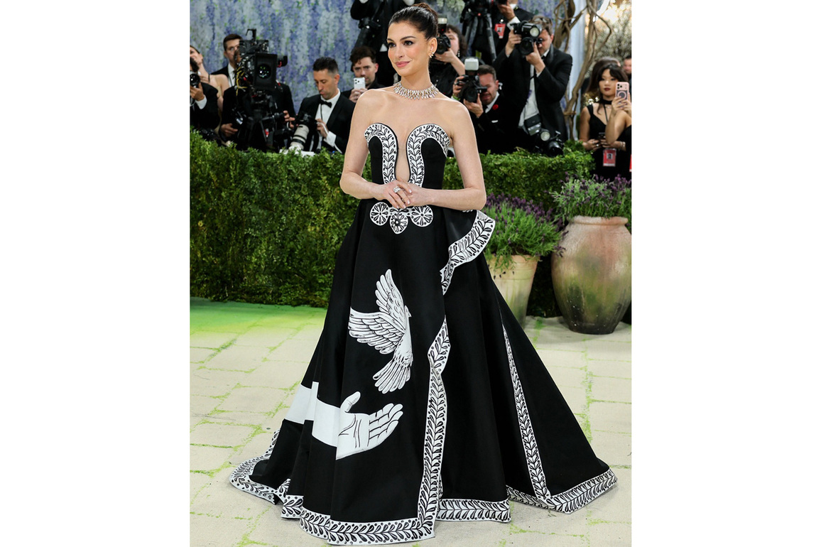'The Devil Wears Prada' stars Anne Hathaway, Emily Blunt, Stanley Tucci shine at Met Gala