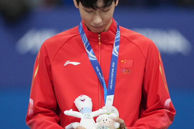 (MICO2026)ITALY-MILAN-OLYMPIC WINTER GAMES-SHORT TRACK SPEED SKATING-MEN'S 1000M-AWARDING CEREMONY