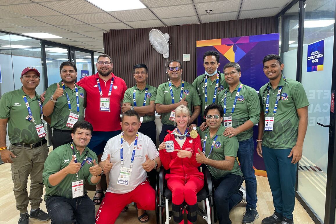 Indian medics help Roza Kozakowska bounce back as polish athlete strikes gold with championship record