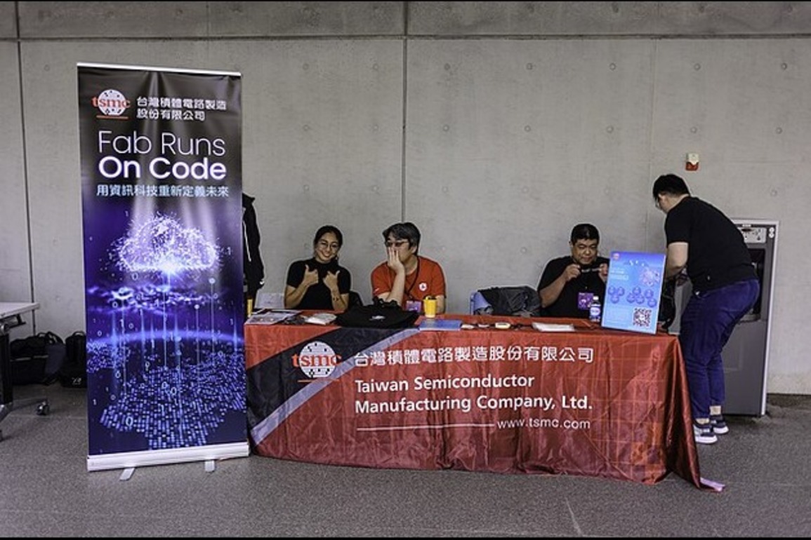 Researchers: Hackers with China ties hit Taiwan chip supply