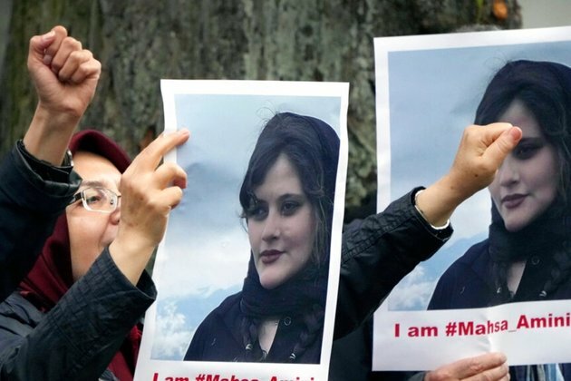US Imposes Sanctions on Iranian Morality Police