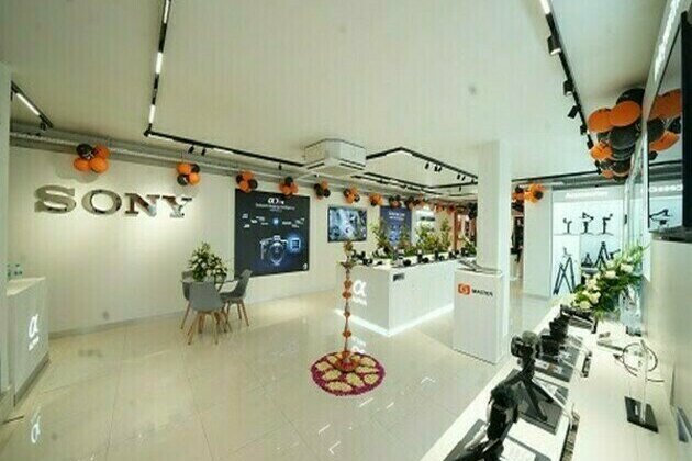 Sony unveils its largest, state-of-the-art camera lounge for photography and videography enthusiasts in New Delhi