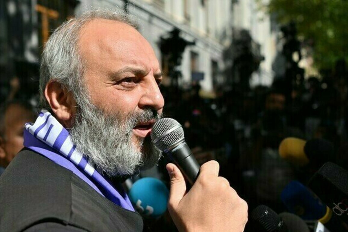 Ex-Soviet state arrests opposition cleric on terrorism charges