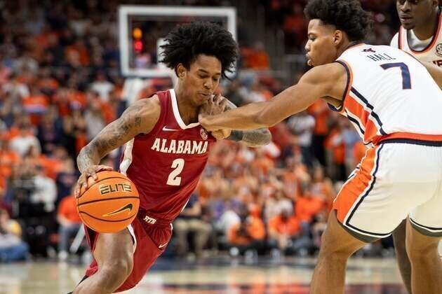 Labaron Philon's 25 points squeeze Alabama past Auburn