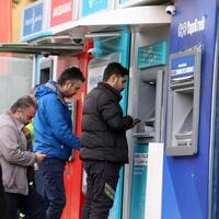 Turkish consumer confidence edges up on rate-cut expectations