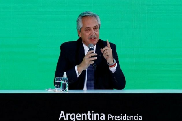 Argentine president asks for "greater commitment"